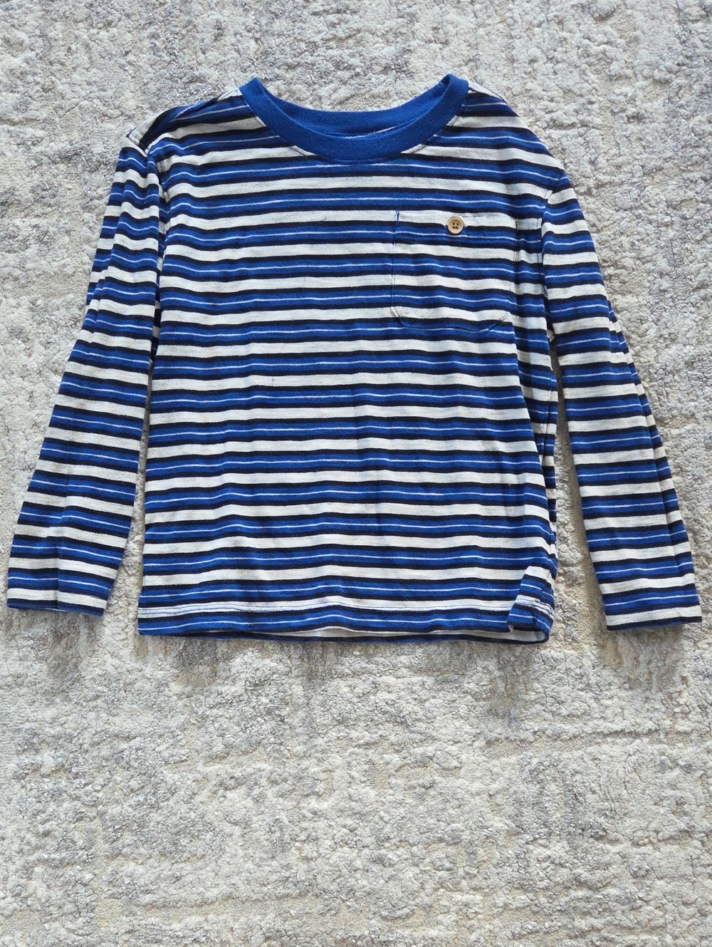 Old Navy Long-Sleeve Blue & White Striped Pocket Tee Size 5T